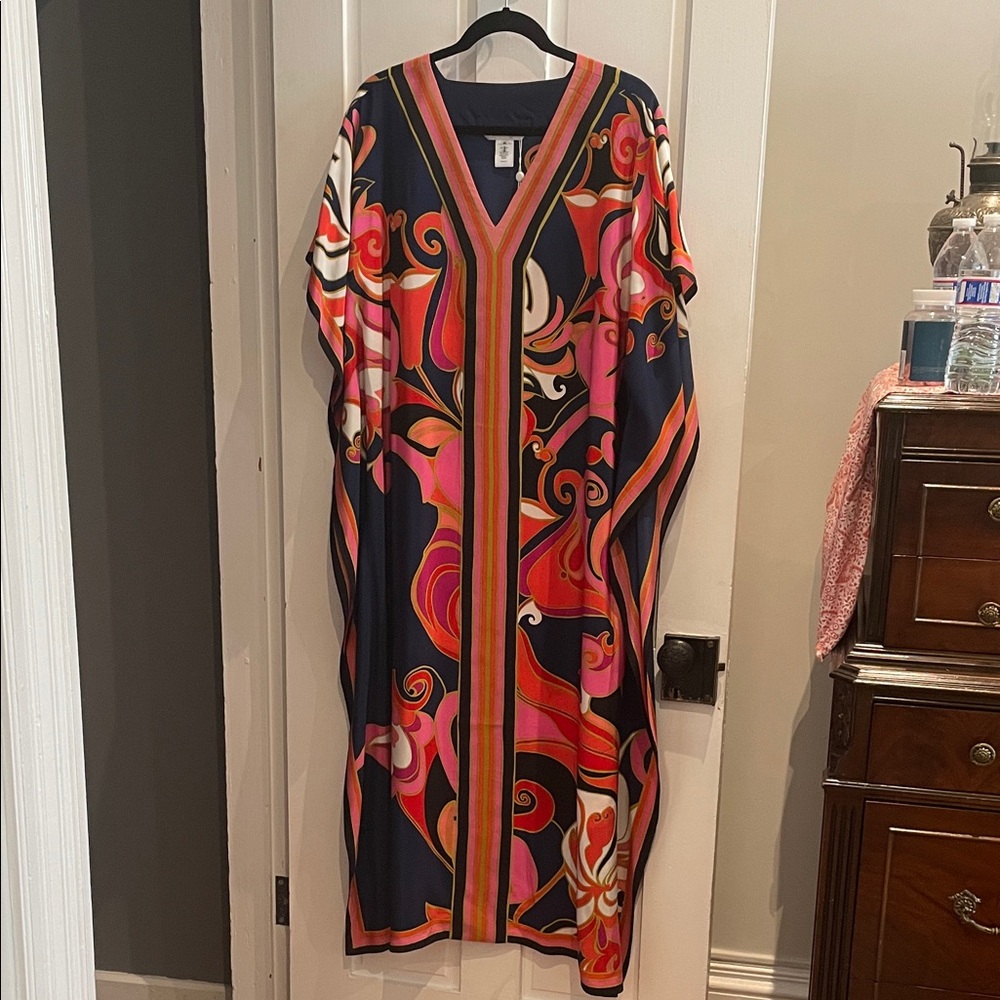 Vibrant Navy Multicolor Abstract Caftan